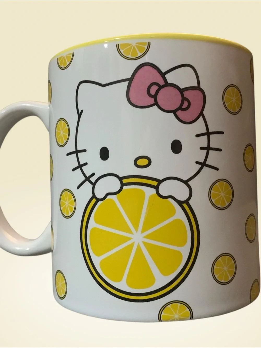 Hello Kitty lemon Coffee Mug 20oz